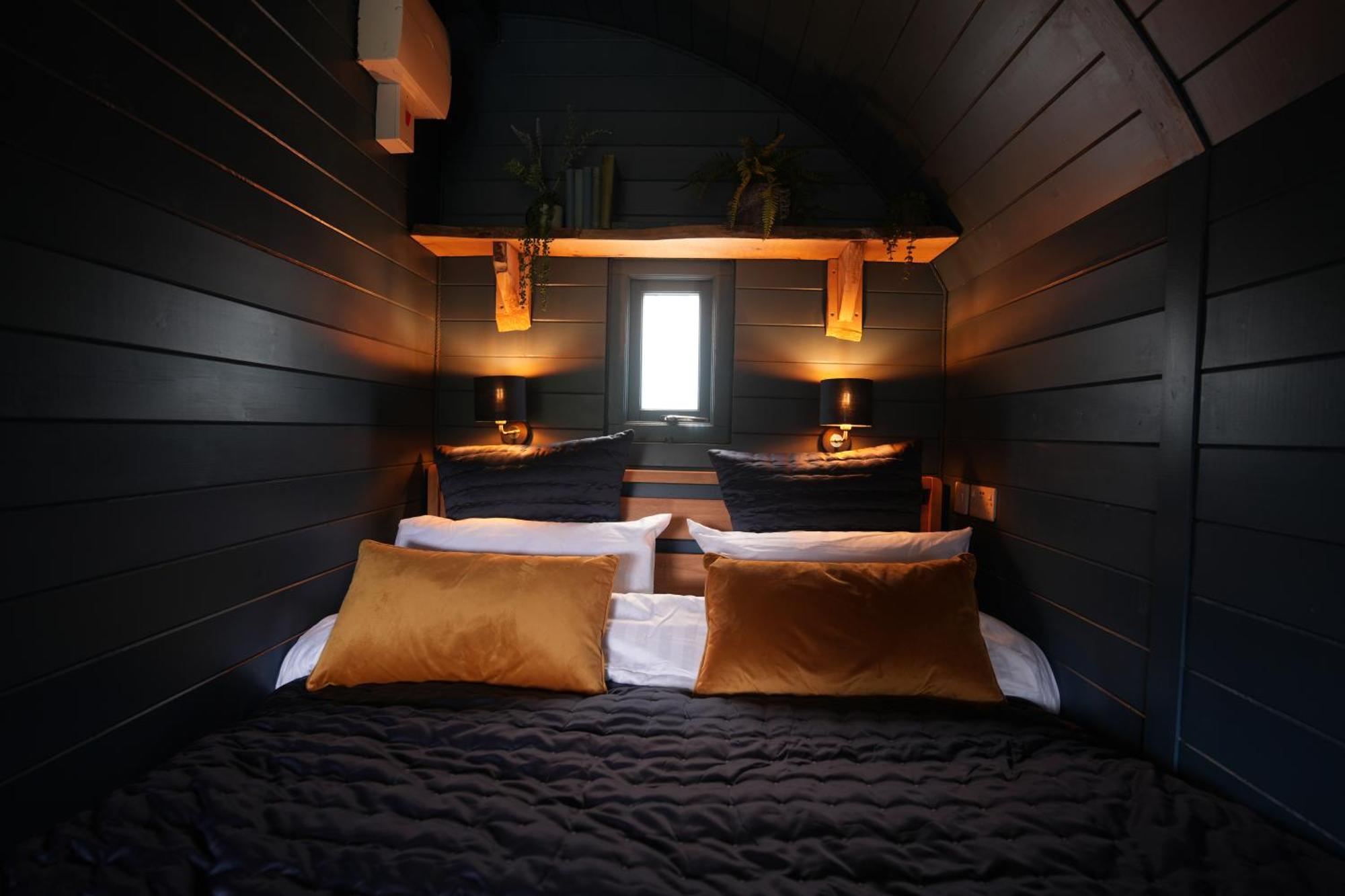 Kingswood Lodges Fort William Exterior foto