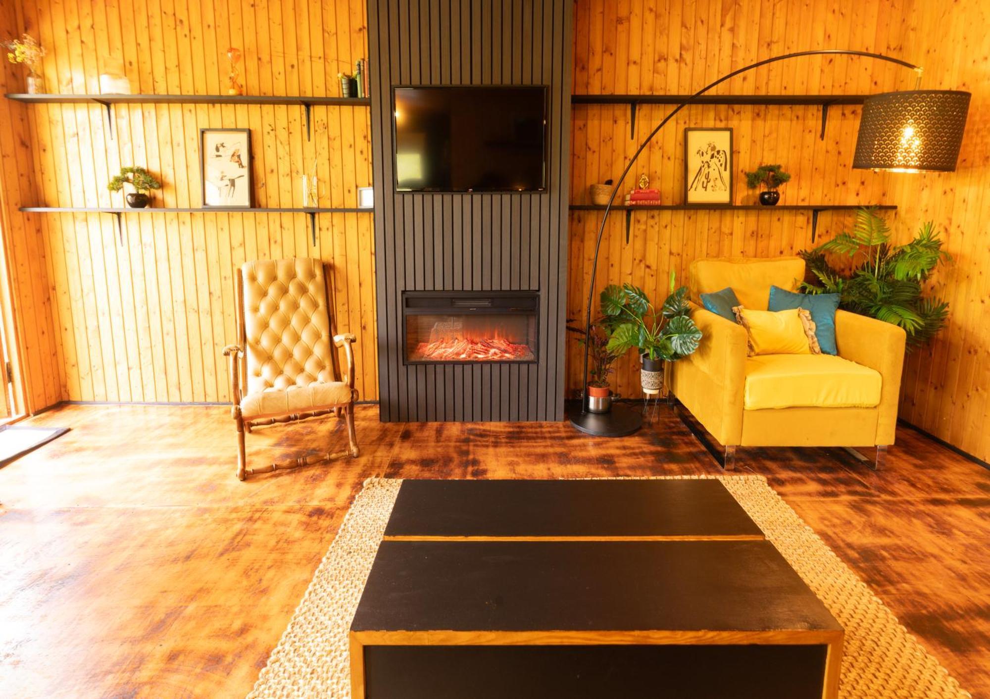 Kingswood Lodges Fort William Exterior foto