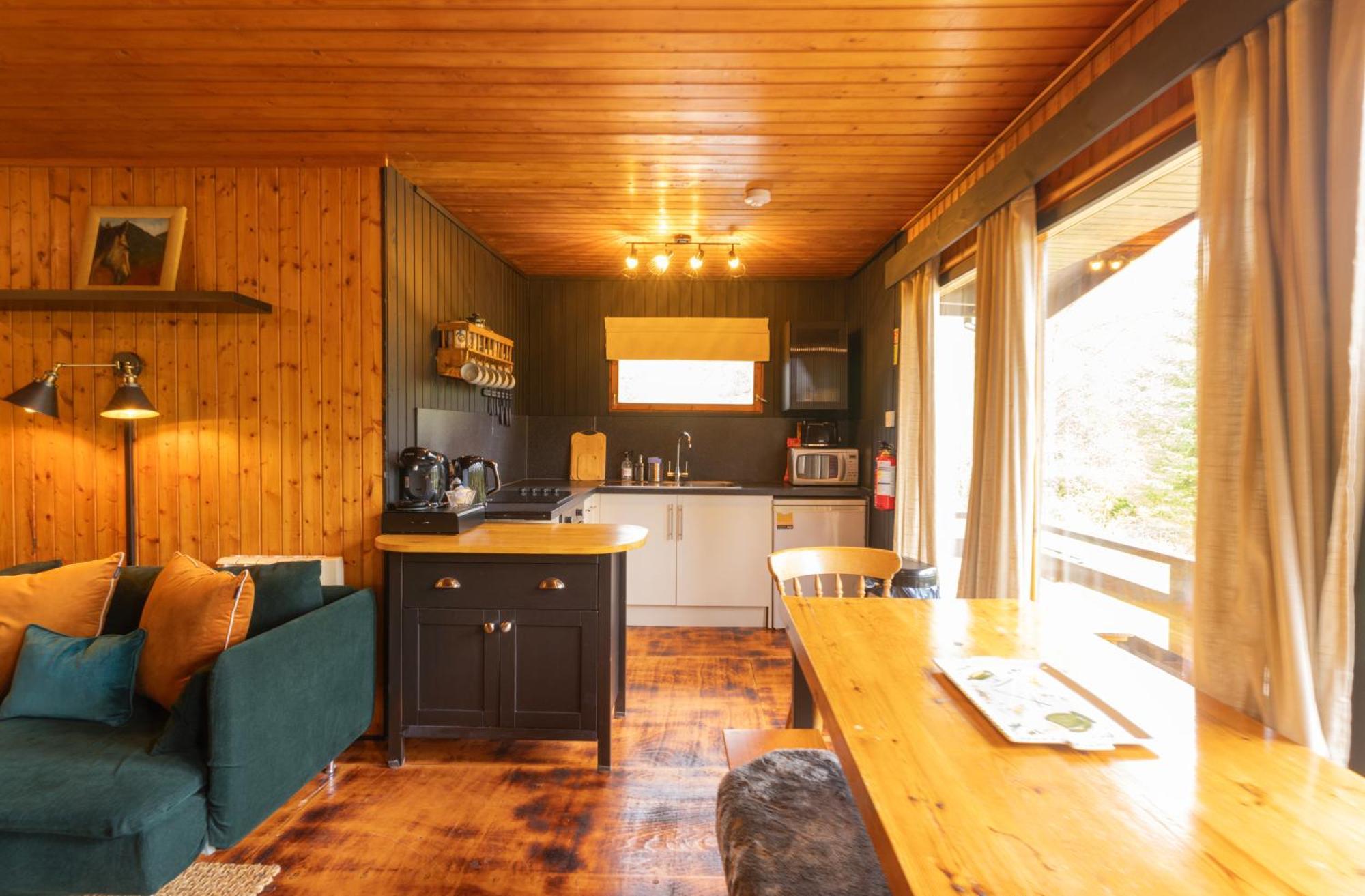 Kingswood Lodges Fort William Exterior foto